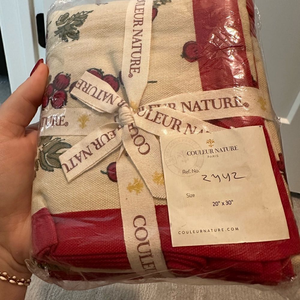 Couleure Nature gooseberry tea towels NWT - Picture 3 of 5